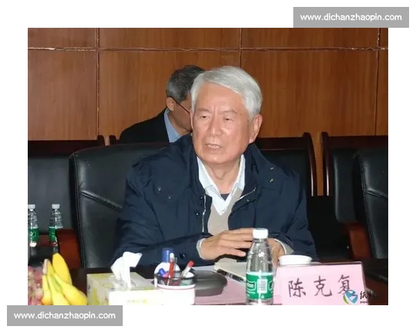 围绕年度重点工作推进情况的系统汇报与阶段性成果全面总结与改进思考